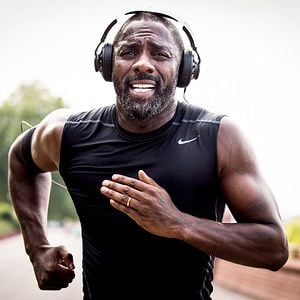 Fotoğraf 100 Streets