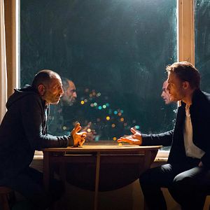 Fotoğraf Bu Şehir Arkandan Gelecek