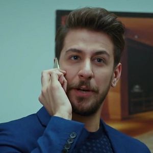 Fotoğraf Aşk Laftan Anlamaz