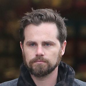 Fotoğraf Rider Strong
