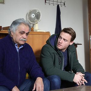 Fotoğraf Bu Şehir Arkandan Gelecek