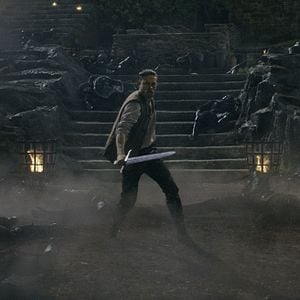 Fotoğraf Kral Arthur: Kılıç Efsanesi