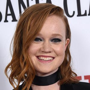 Fotoğraf Liv Hewson