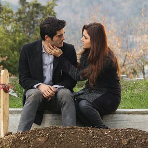 Fotoğraf Aşk Laftan Anlamaz