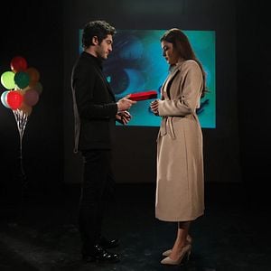 Fotoğraf Aşk Laftan Anlamaz