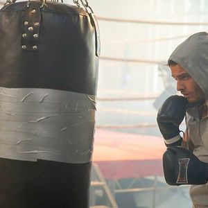 Fotoğraf Bu Şehir Arkandan Gelecek