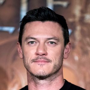 Fotoğraf Luke Evans