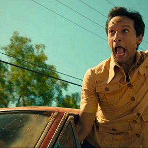 Fotoğraf Danny Pudi