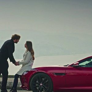 Fotoğraf Bu Şehir Arkandan Gelecek