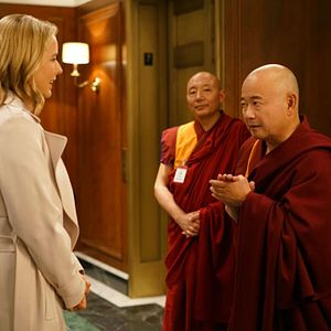 Fotoğraf Clyde Kusatsu