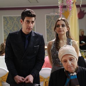 Fotoğraf Aşk ve Gurur