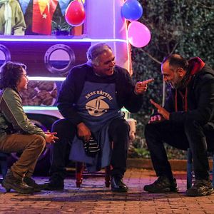 Fotoğraf Bu Şehir Arkandan Gelecek