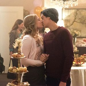 Fotoğraf Cole Sprouse