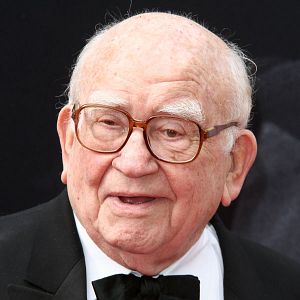 Fotoğraf Edward Asner