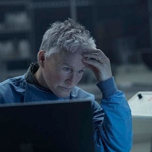 Fotoğraf Tüm Sırların Sahibi Kız