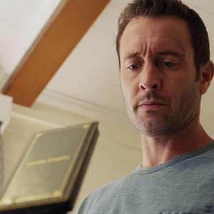 Fotoğraf Alex O'Loughlin