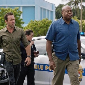 Fotoğraf Alex O'Loughlin