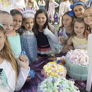 Fotoğraf Julia Butters