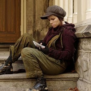 Fotoğraf Emily Hampshire