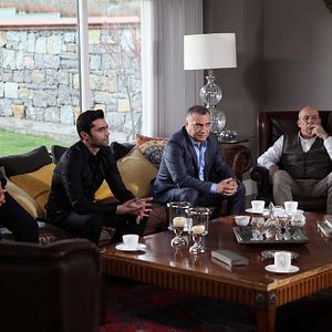 Fotoğraf Eşkıya Dünyaya Hükümdar Olmaz