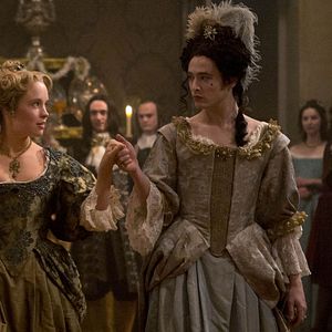 Fotoğraf Alexander Vlahos