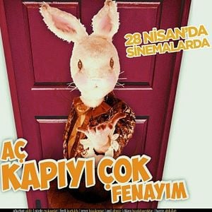 Fotoğraf Aç Kapıyı Çok Fenayım