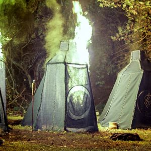 Fotoğraf Savaşın Eşiğinde