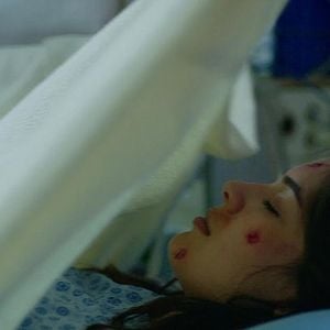 Fotoğraf Kırgın Çiçekler