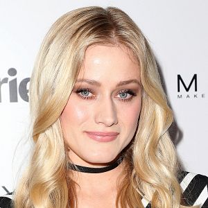 Fotoğraf Olivia Taylor Dudley