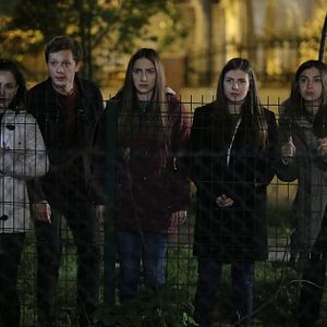 Fotoğraf Kırgın Çiçekler