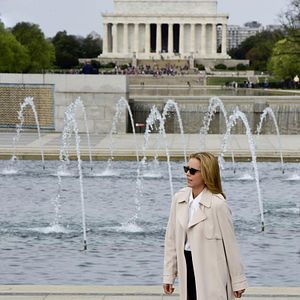 Fotoğraf Madam Secretary