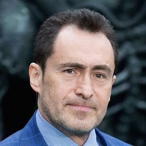 Fotoğraf Demian Bichir