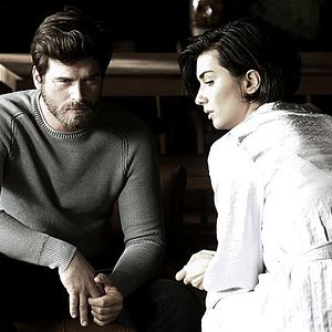 Fotoğraf Cesur ve Güzel