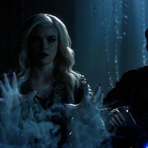 Fotoğraf Grant Gustin