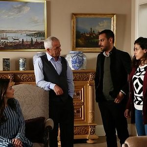 Fotoğraf Eşkıya Dünyaya Hükümdar Olmaz