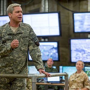 Fotoğraf Savaş Makinesi