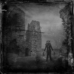 Fotoğraf The Black Gloves