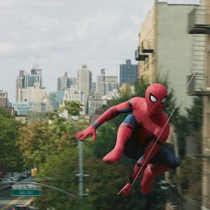 Fotoğraf Tom Holland