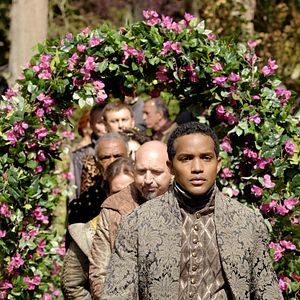 Fotoğraf Grant Bowler