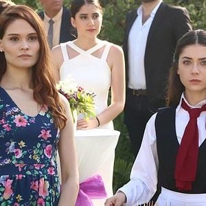 Fotoğraf Seni Kimler Aldı