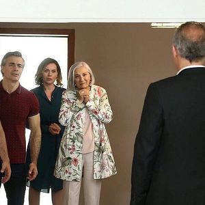 Fotoğraf Seni Kimler Aldı