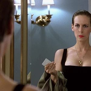 Fotoğraf Gerçek Yalanlar