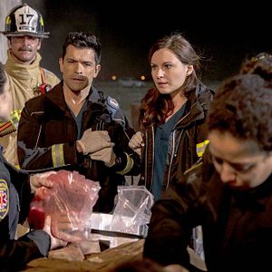 Fotoğraf Mark Consuelos