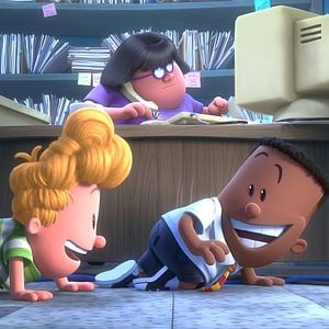 Fotoğraf Kaptan Düşükdon: Destansı İlk Film