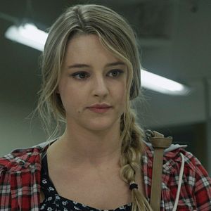 Fotoğraf Hassie Harrison