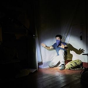 Fotoğraf Gece Gelen