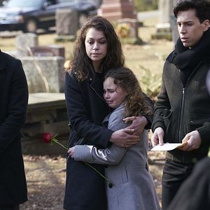 Fotoğraf Jordan Gavaris