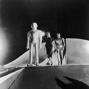 Fotoğraf Dünyanın Durduğu Gün