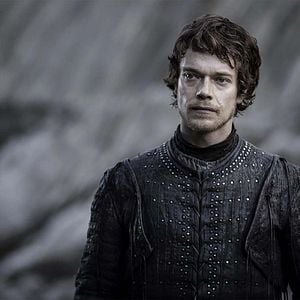Fotoğraf Alfie Allen