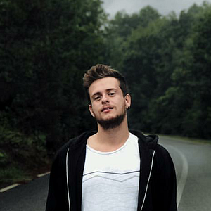 Fotoğraf Alper Rende